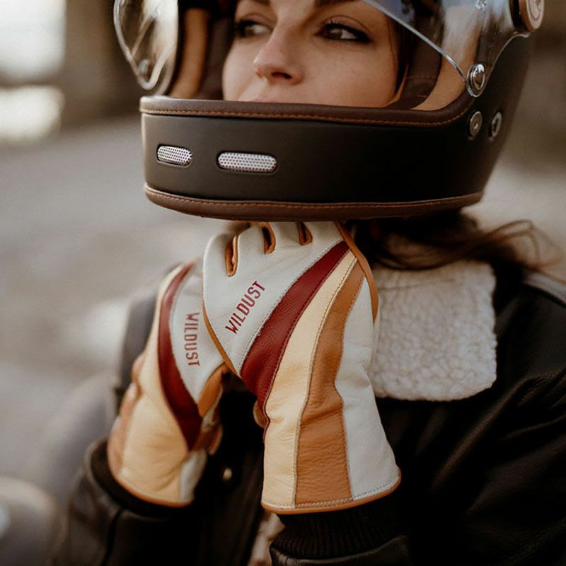 WILDUST｜モーターサイクル グローブ｜3シーズン｜ホワイト｜モデル着用