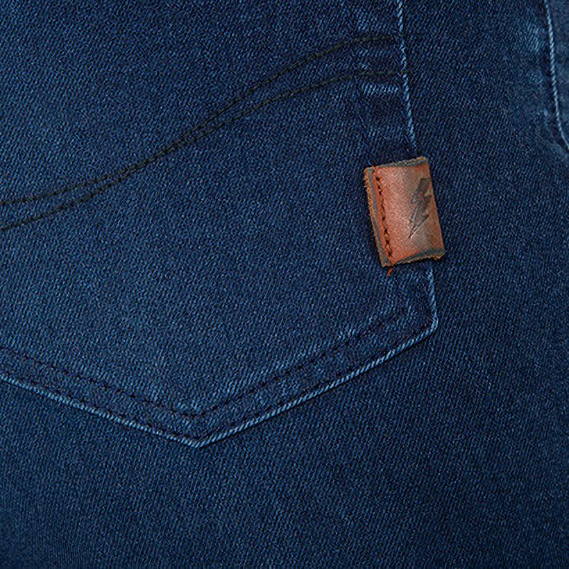 John Doe｜ルビー ジーンズ ウーマン｜デニム｜インディゴ｜モデル着用