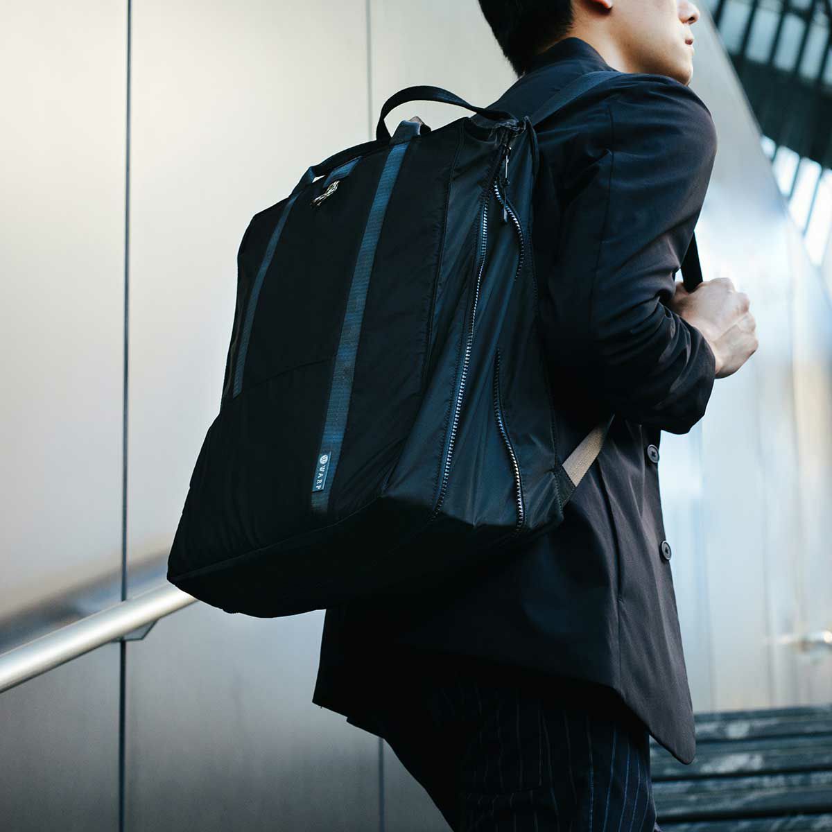 WARP｜トランスフォーム バックパック｜ブラック