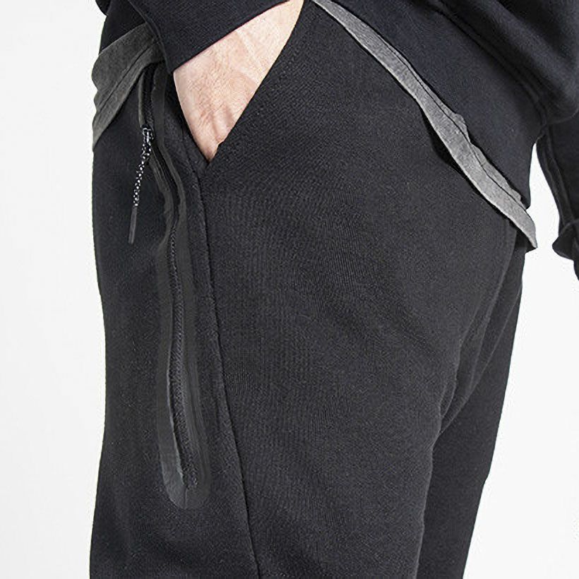 John Doe｜ジョガー XTM パンツ｜その他パンツ｜ブラック｜モデル着用