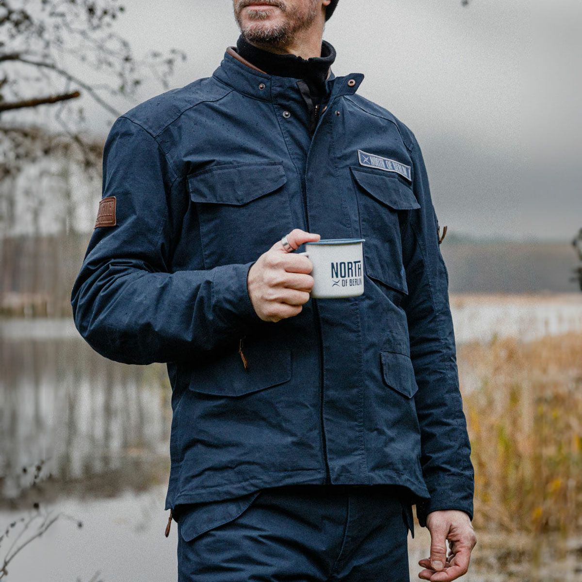 North of Berlin｜モト65 ジャケット｜ファブリック｜ネイビー｜モデル着用