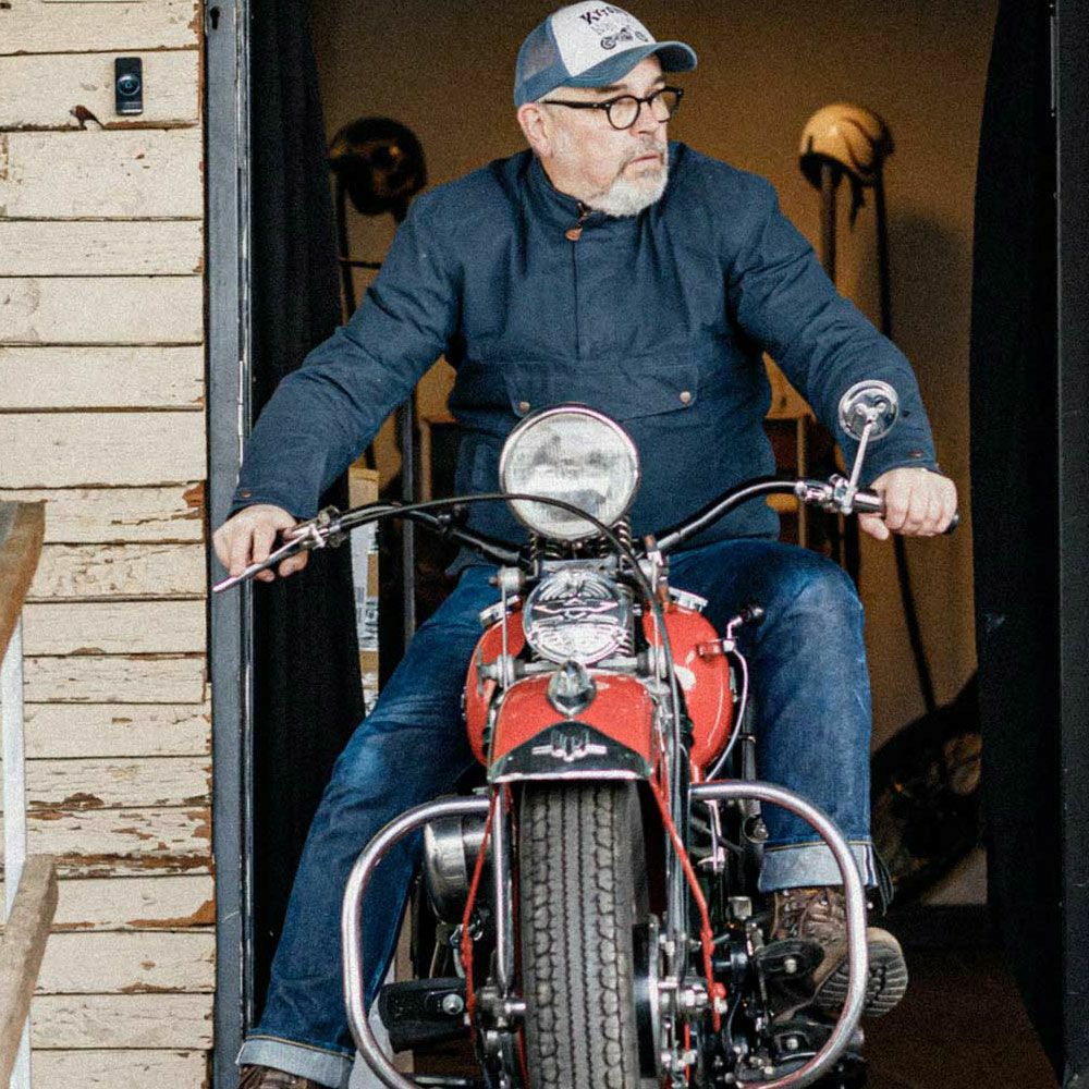 North of Berlin｜ライディング ノース アノラク｜ファブリック｜ネイビー｜モデル着用