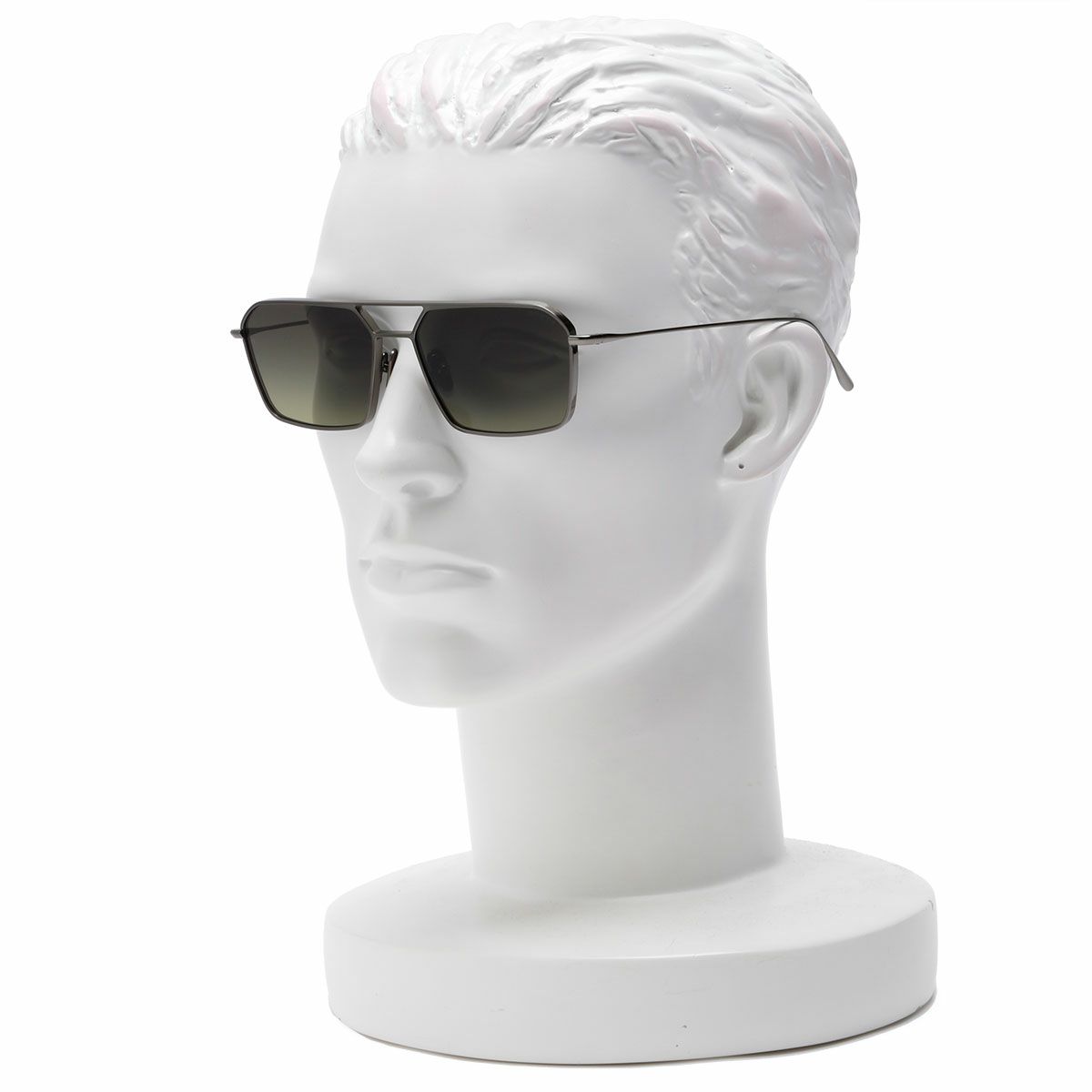 BRETT｜SHELBY SUN｜サングラス｜ガン｜着用