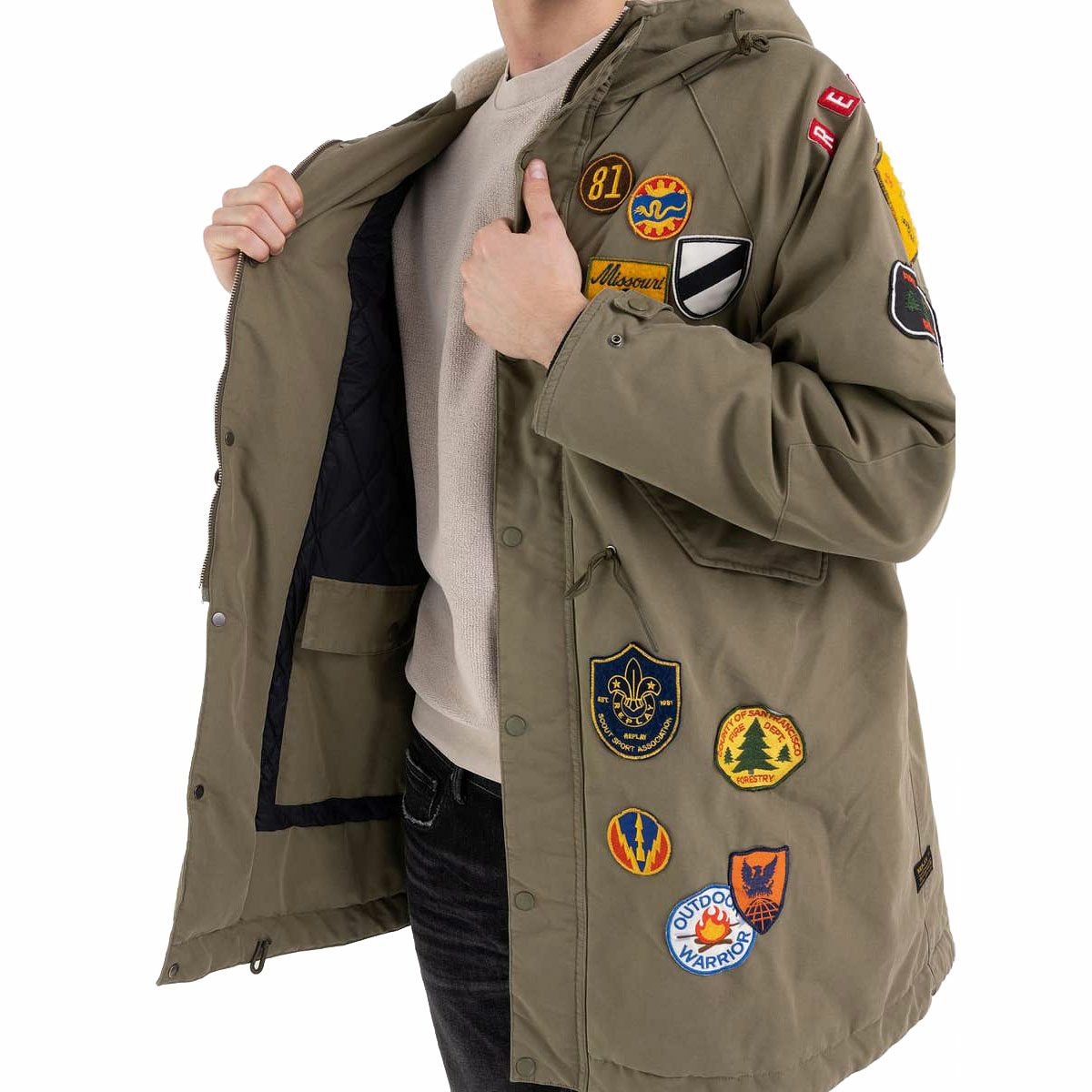 Replay｜フーディ パッチコート｜ファブリック｜アーミーグリーン｜モデル着用