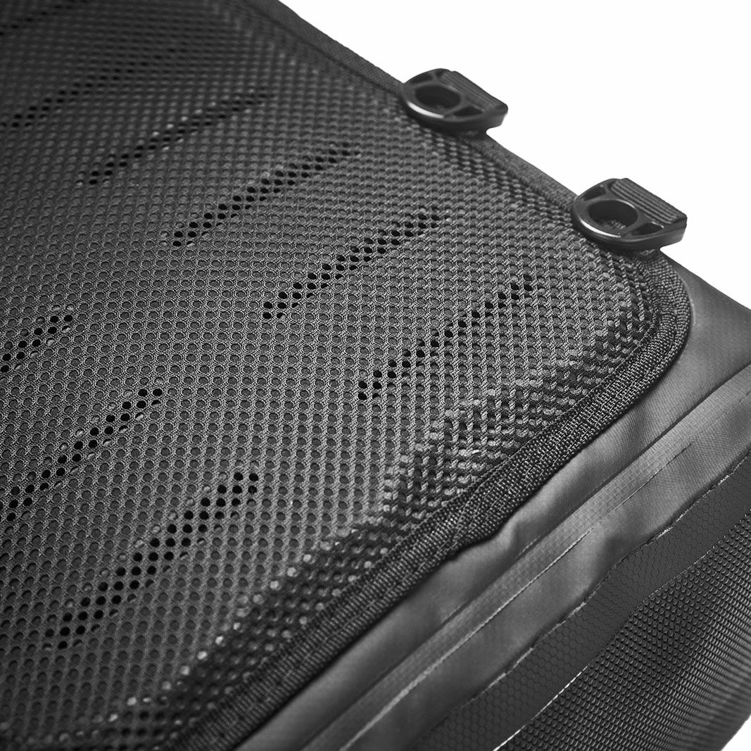 Fuel Motorcycles｜エクスペディション バックパック｜