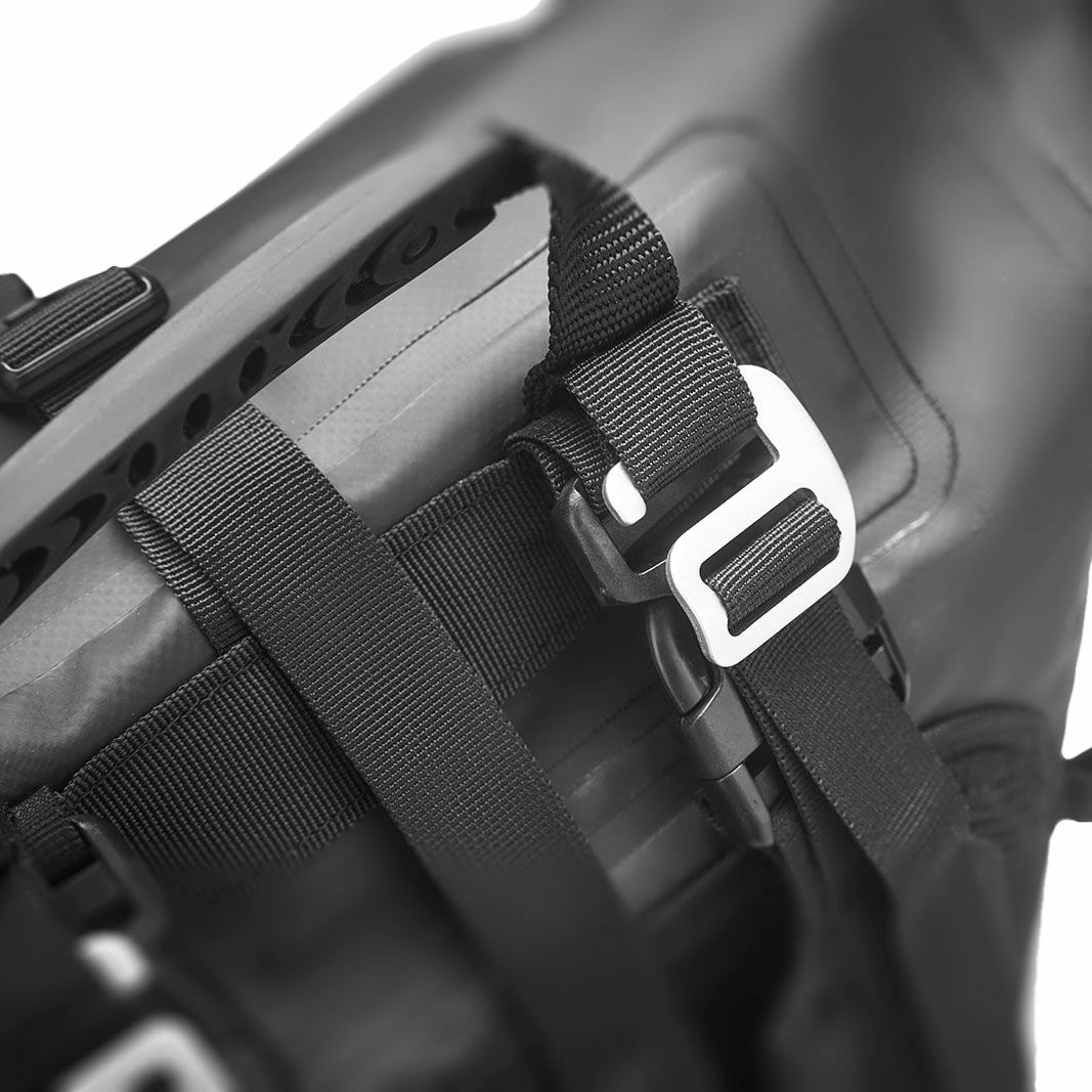 Fuel Motorcycles｜エクスペディション バックパック｜