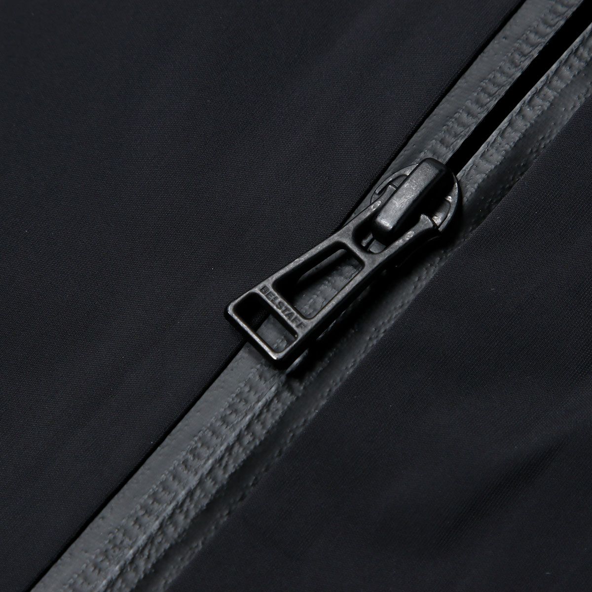 BELSTAFF｜ウッドランズ レイン ジャケット｜レインウェア｜ブラック