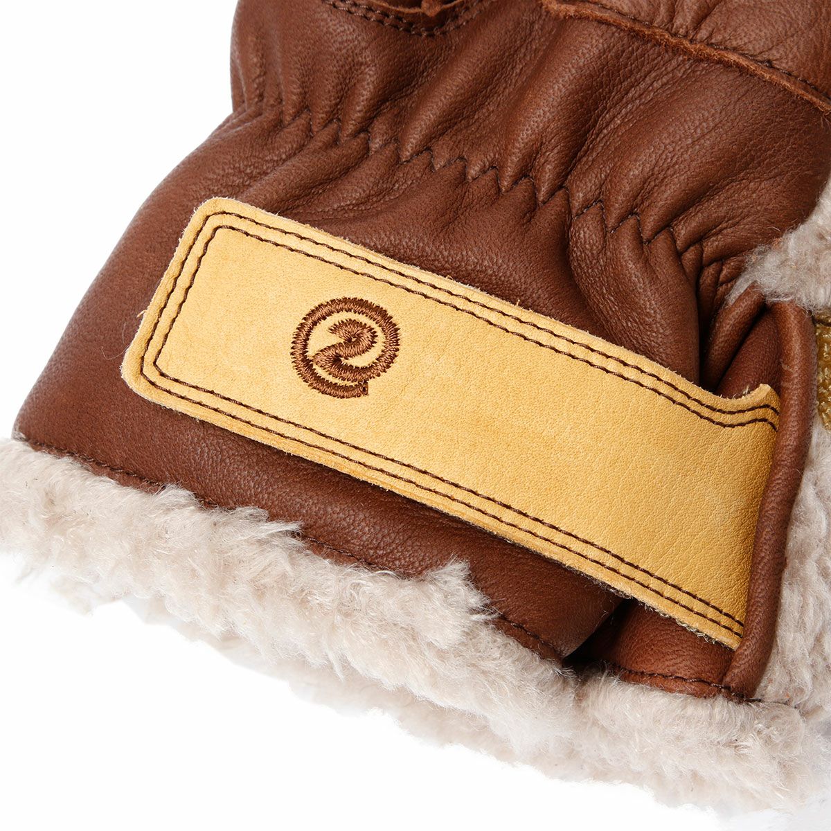 SHINICHIRO ARAKAWA｜オーヴィノ｜ウィンター｜キャメル