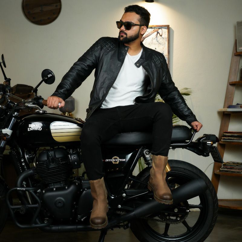 Trip Machine｜ブーツ チェルシー｜ブーツタイプ｜ダスティバンディット｜モデル着用