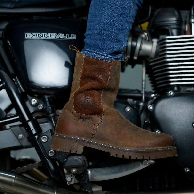 Trip Machine｜ブーツ チェルシー｜ブーツタイプ｜ラスティラングラ－｜モデル着用