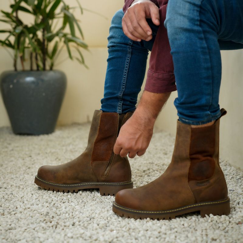 Trip Machine｜ブーツ チェルシー｜ブーツタイプ｜ラスティラングラ－｜モデル着用