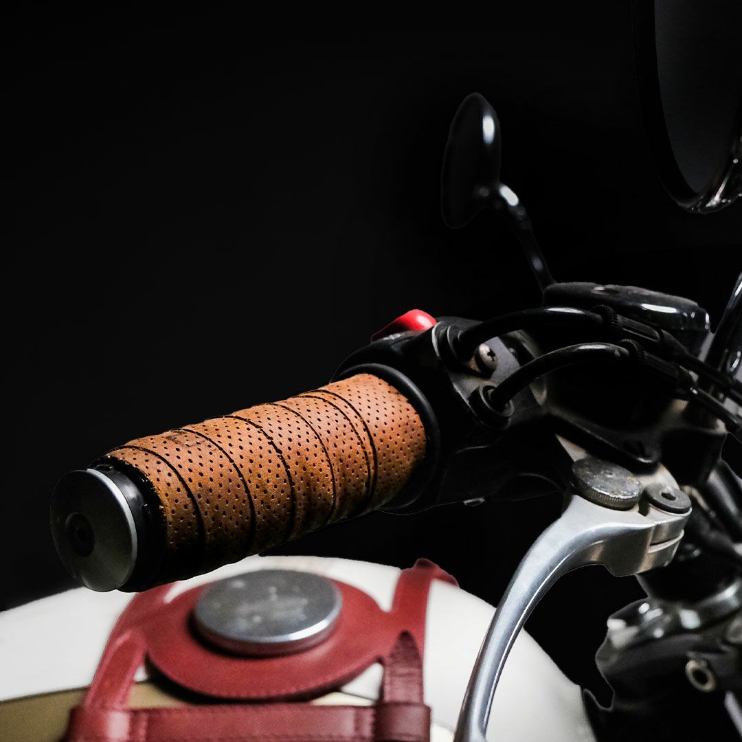 Trip Machine｜グリップ ラップ パーフォレイテッド｜その他雑貨｜タバコブラウン｜使用イメージ