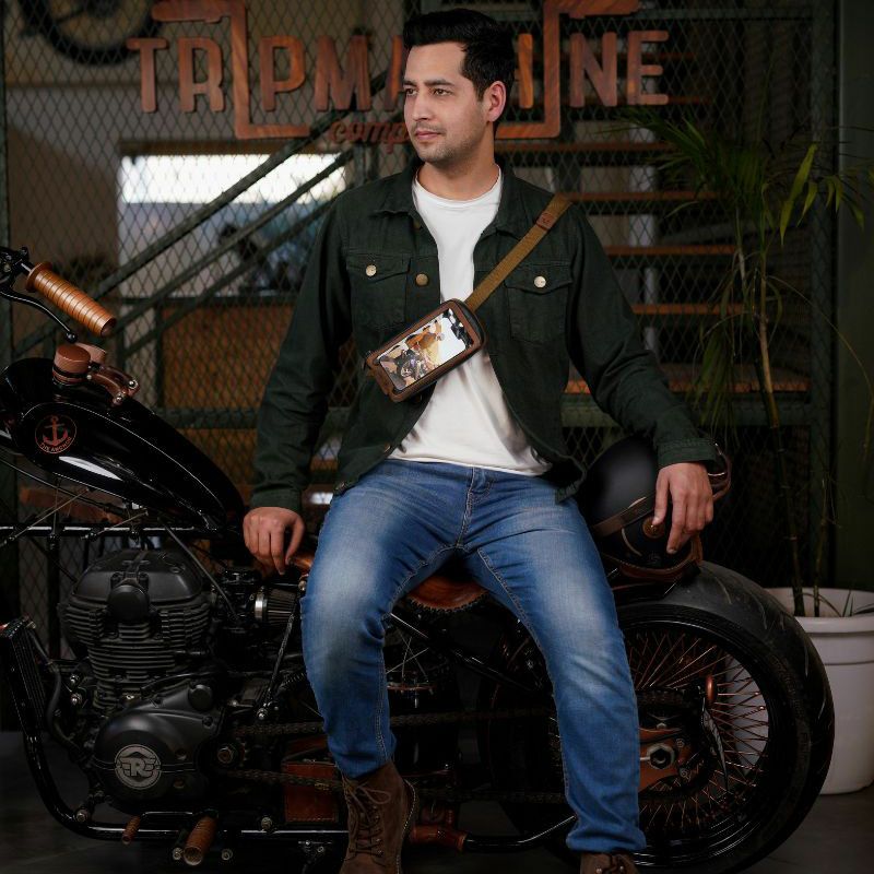 Trip Machine｜ナビゲーター｜タンクバック｜ブラウン×タバコ｜使用イメージ