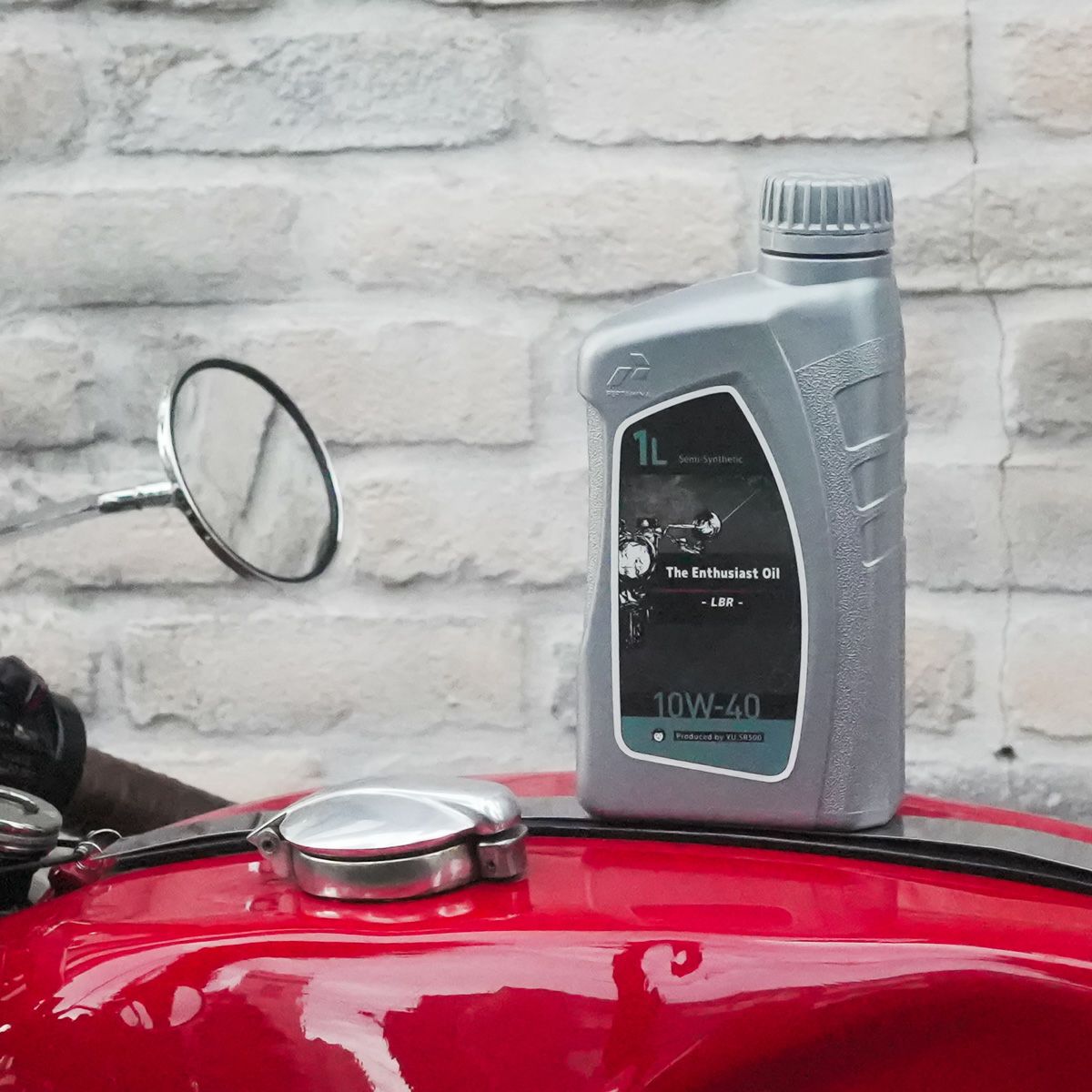 PERTAMINA｜エンスージアストオイル 10W-40 部分合成油 1Lボトル （The Enthusiast Oil）｜その他雑貨