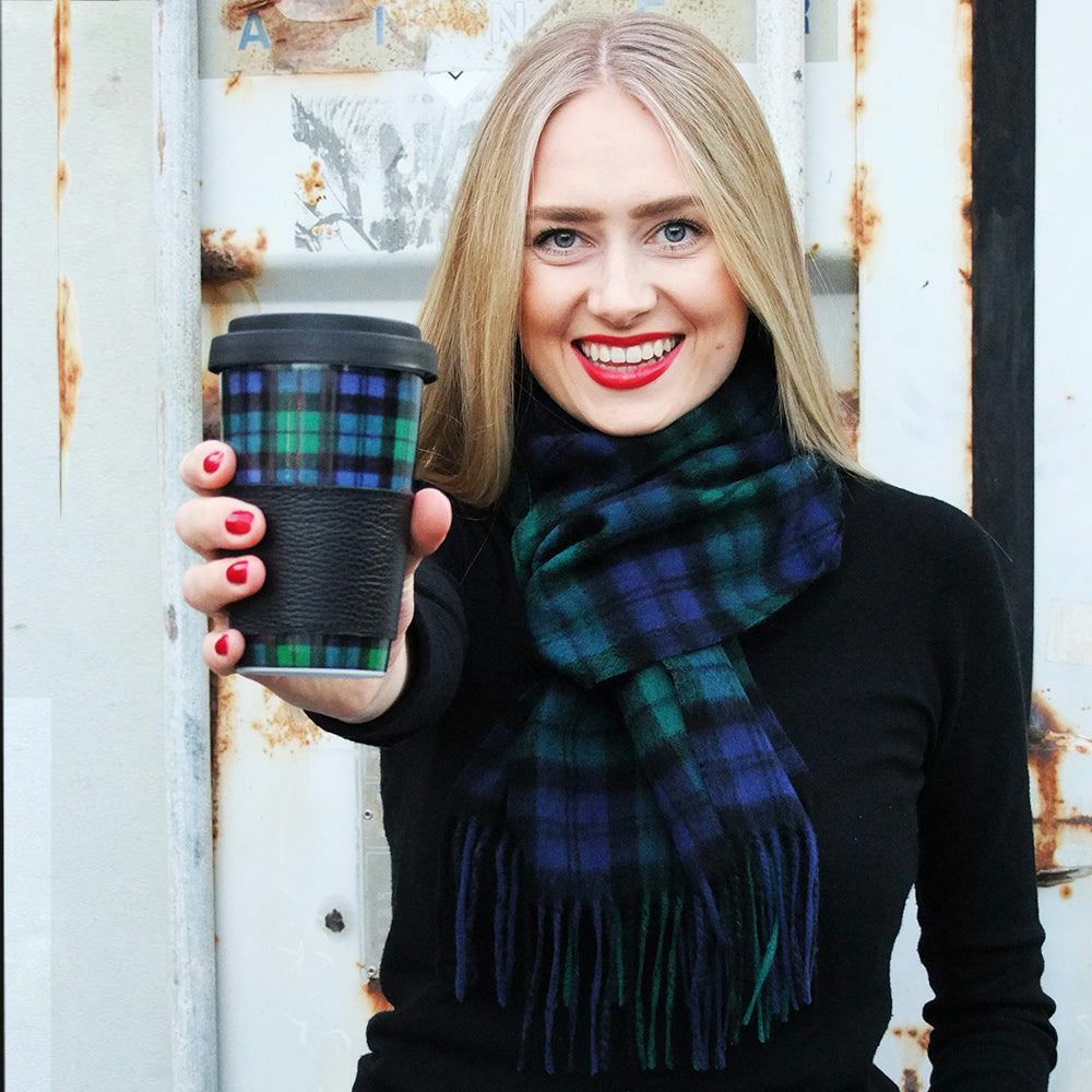 RENNSTOFF｜SCHOTTENKARO ポーセリンカップ｜その他雑貨｜タータンチェック｜使用イメージ