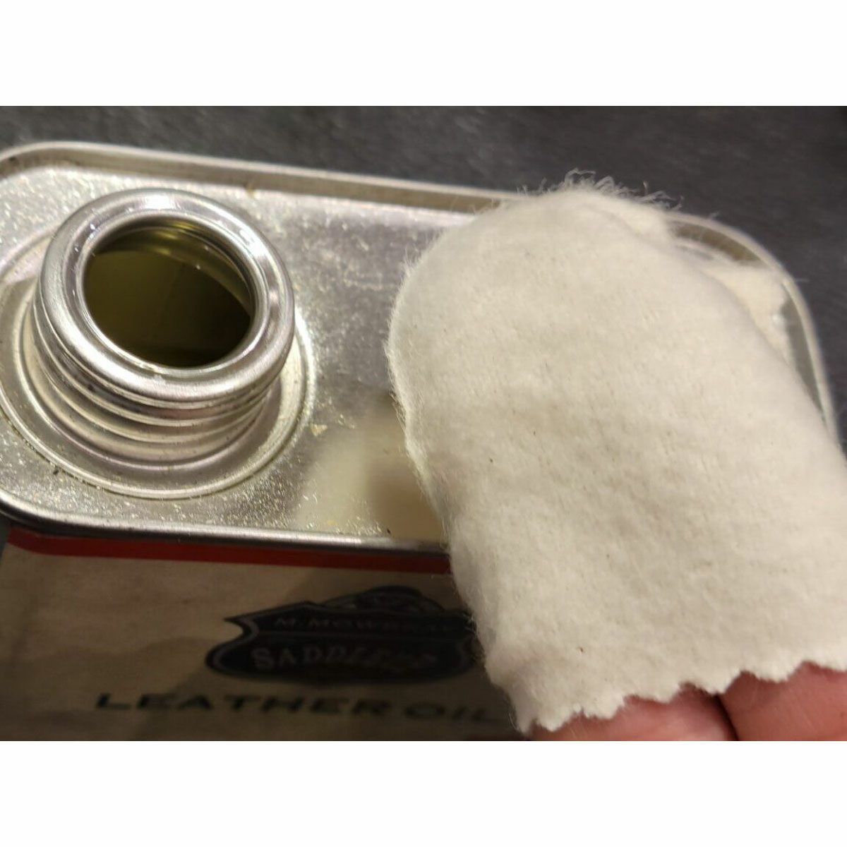 M.MOWBRAY｜サドルアップ レザーオイル｜レザーケア