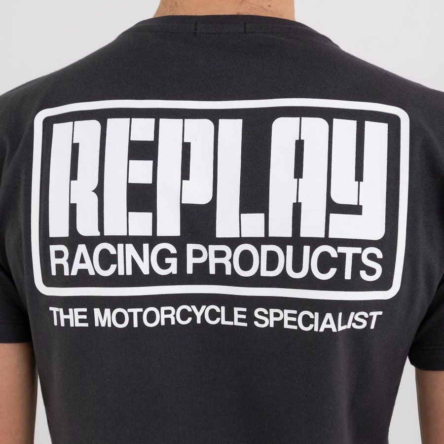 Replay｜レーシング プリント Tシャツ｜ニアリーブラック｜モデル着用