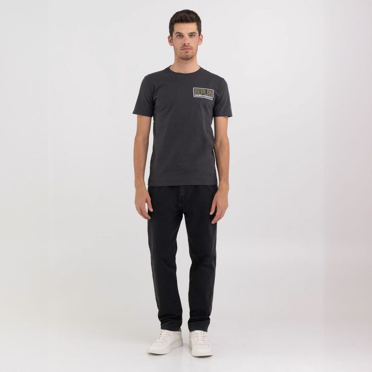 Replay｜カスタムガレージ プリント Ｔシャツ｜ブラック｜モデル着用