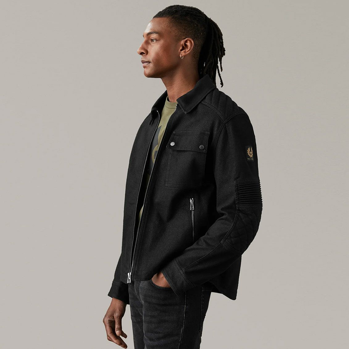 BELSTAFF｜アウトライダー オーバーシャツ｜ファブリック｜ブラック｜モデル着用