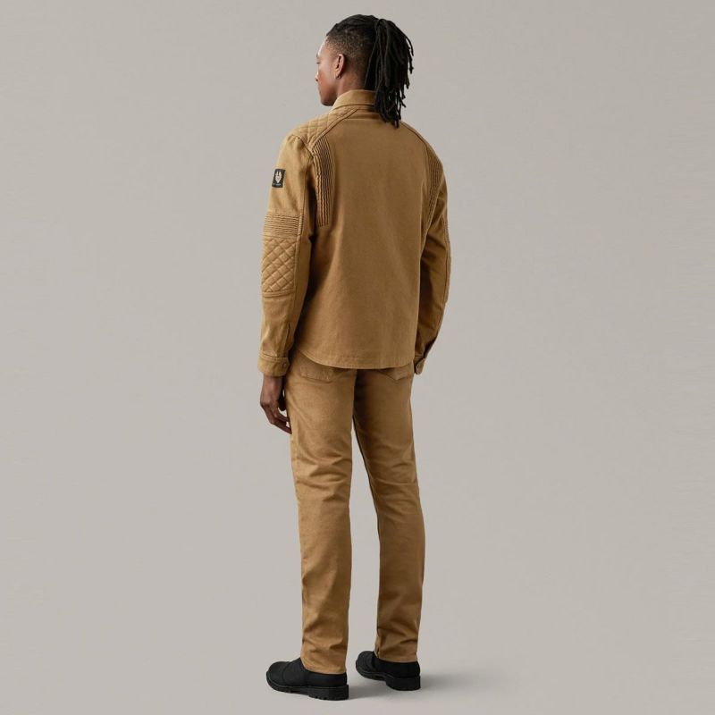 BELSTAFF｜アウトライダー オーバーシャツ｜ファブリック｜ブリティッシュカーキ｜モデル着用