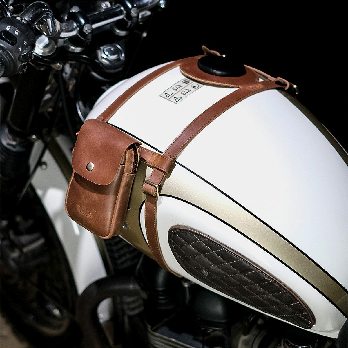 Trip Machine｜タンク ストラップ（ライトサイドキャップ用）｜その他雑貨｜コニャック｜使用イメージ