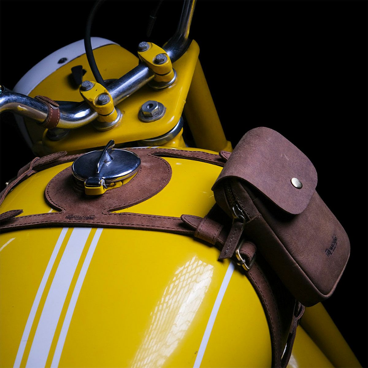 Trip Machine｜ユーティリティ ポーチ｜その他バッグ｜タバコ｜使用イメージ