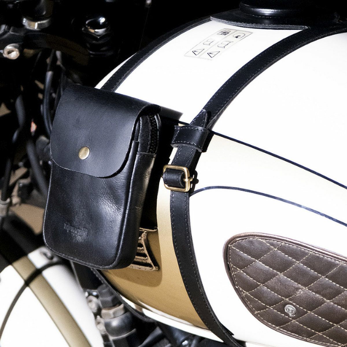 Trip Machine｜ユーティリティ ポーチ｜その他バッグ｜ブラック｜使用イメージ