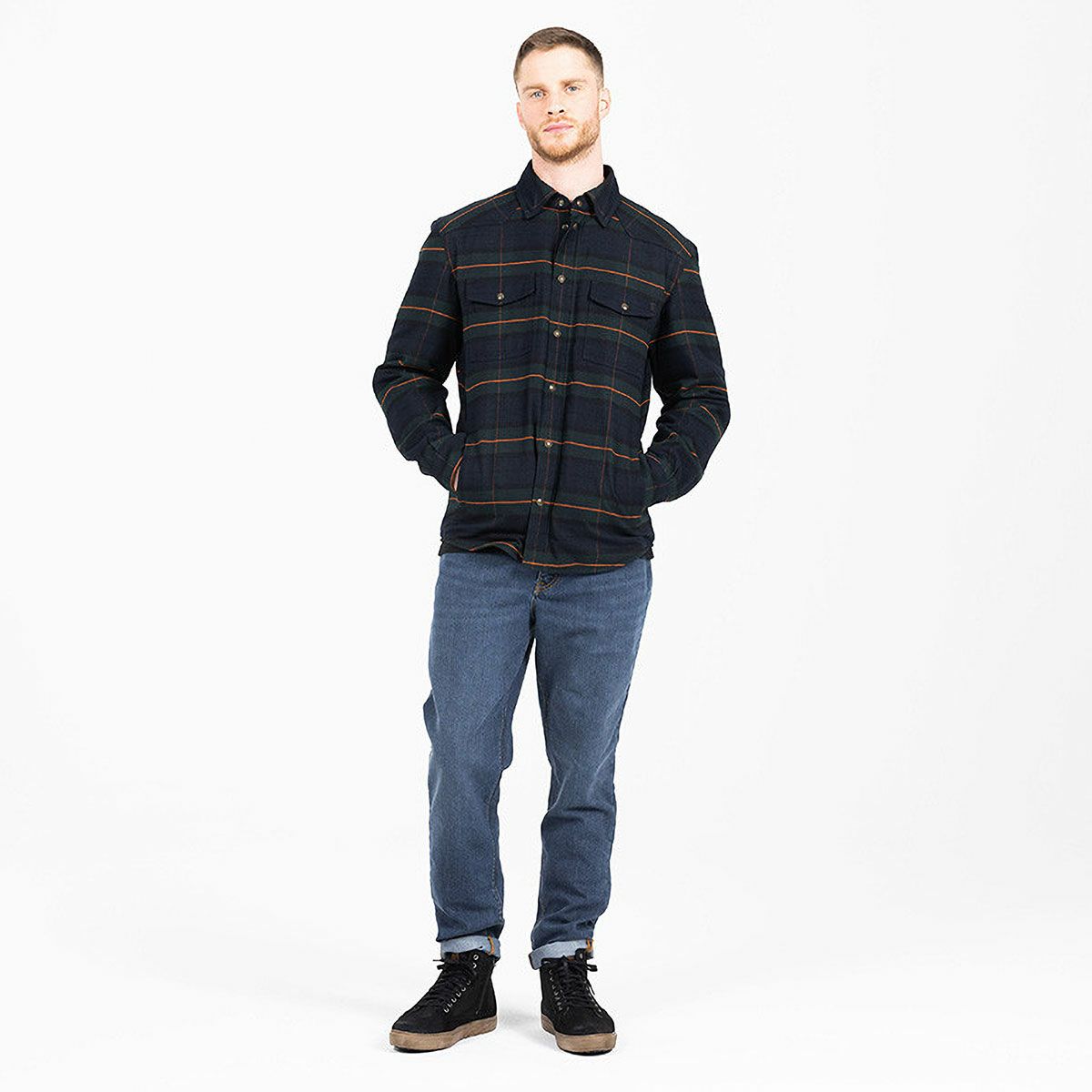 John Doe｜クラシック テーパード｜デニム｜インディゴ｜モデル着用