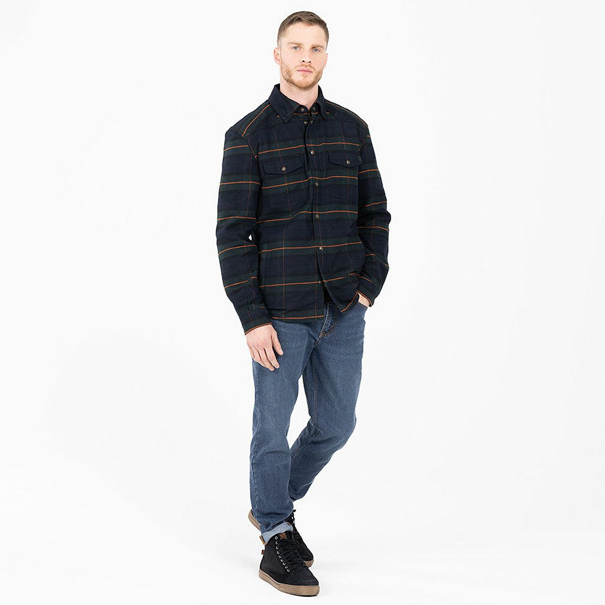 John Doe｜クラシック テーパード｜デニム｜インディゴ｜モデル着用