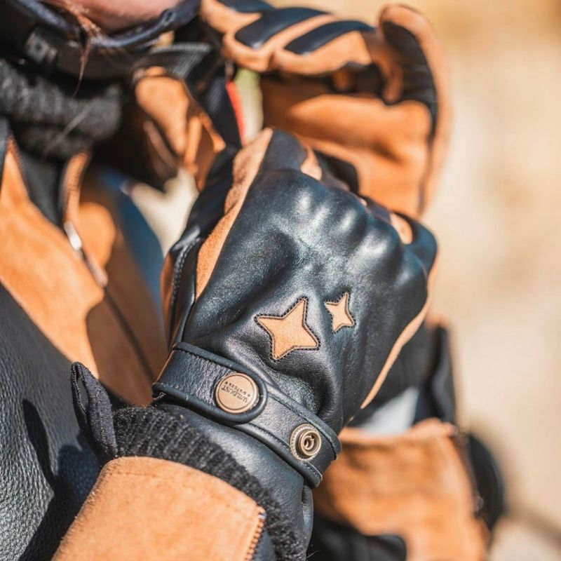 WILDUST｜KP クラシック レザー グローブ｜3シーズン｜ブラック｜モデル着用