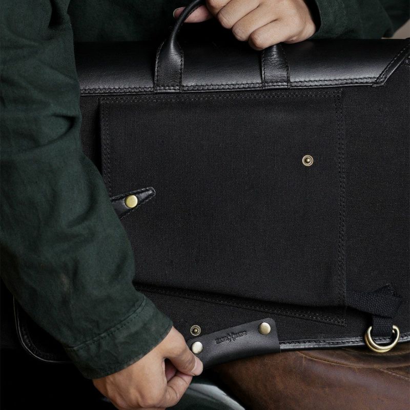 Trip Machine｜エクスペディション サドルバッグ （左右ペア）｜サイドバッグ｜ブラック｜使用イメージ