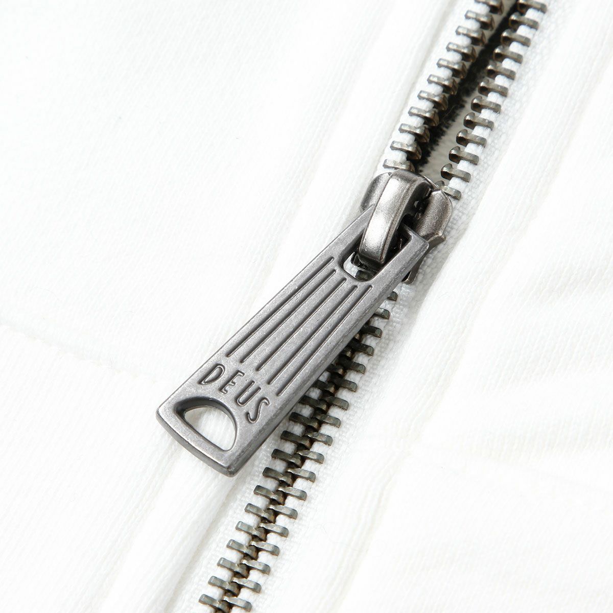 Deus Ex Machina｜パトロン フリース ボンバー ジャケット｜ファブリック｜ヴィンテージホワイト