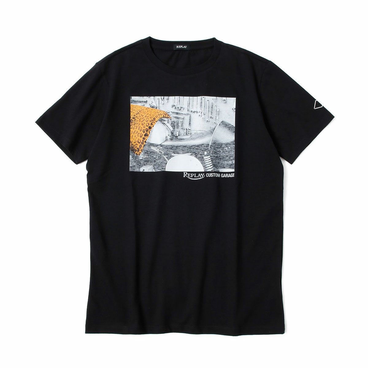 Replay｜カスタムガレージ パネル プリント Ｔシャツ｜ブラック