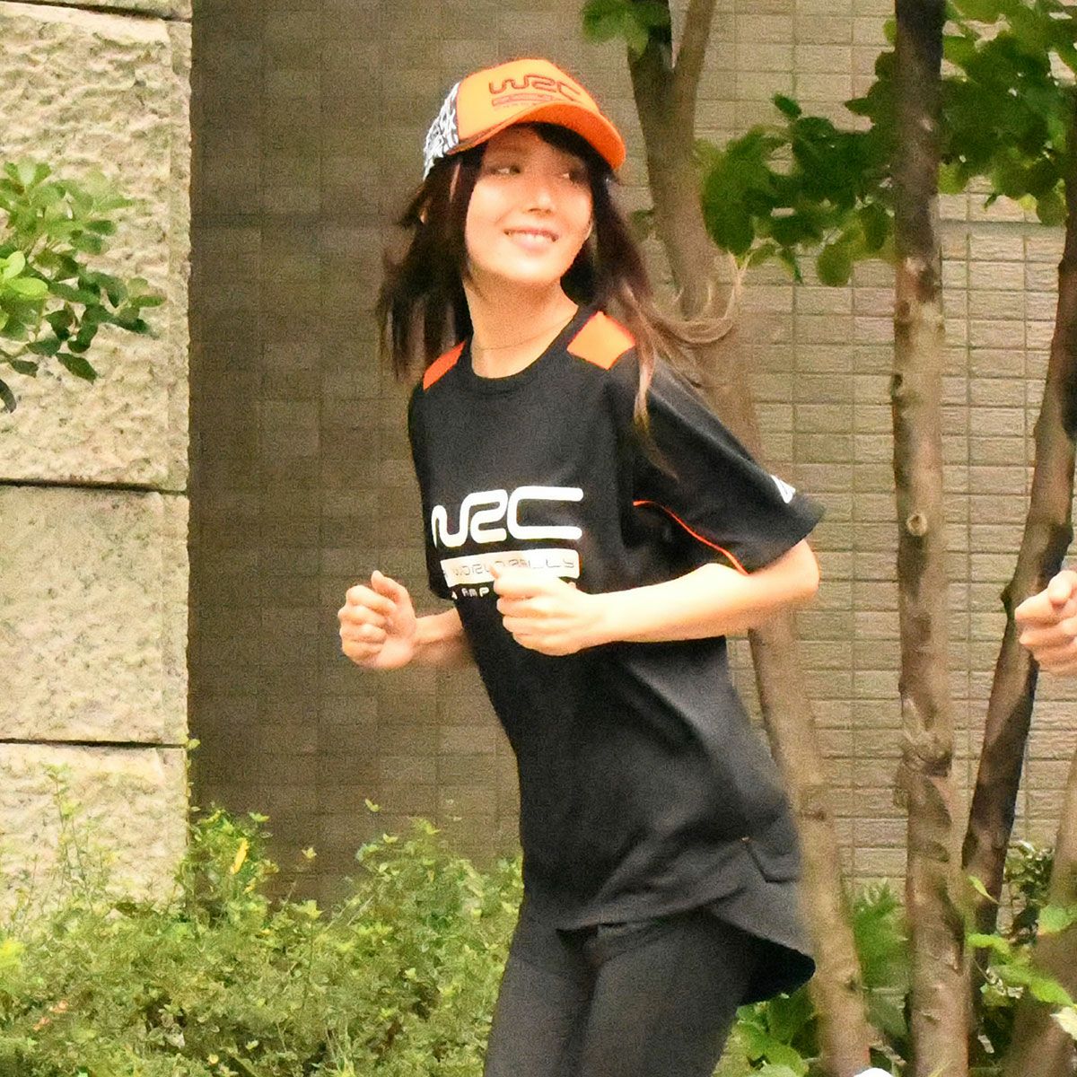 WRC｜WRC 13 ポリエステル Tシャツ｜ブラック｜モデル着用