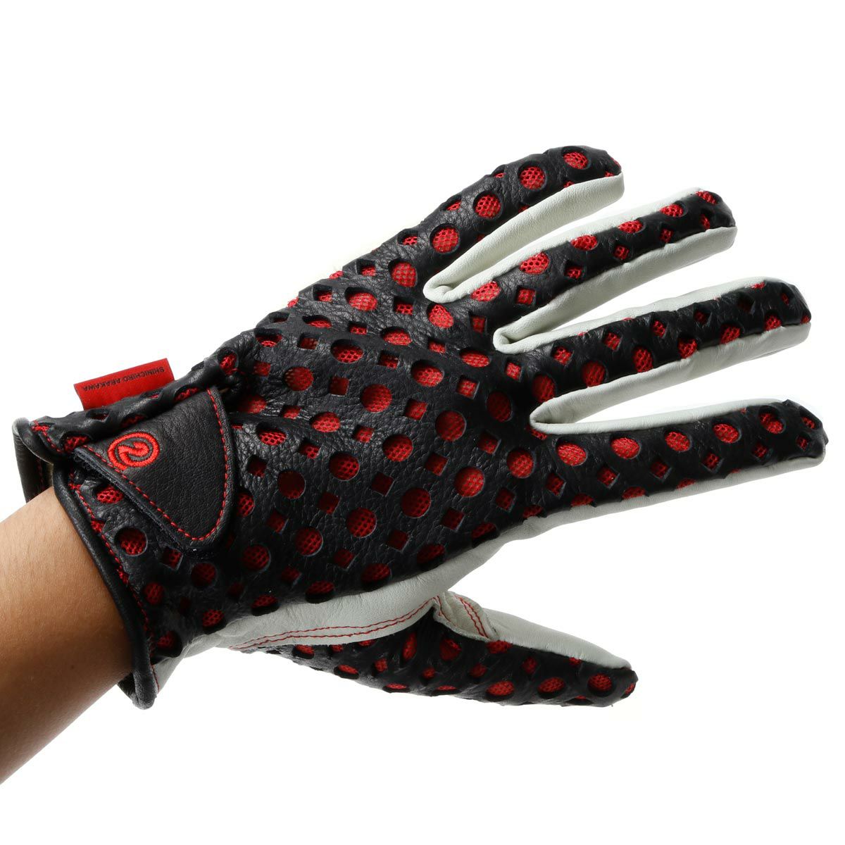 SHINICHIRO ARAKAWA｜グローブ D+MM｜ロング｜ブラック×レッド×アイボリー｜モデル着用