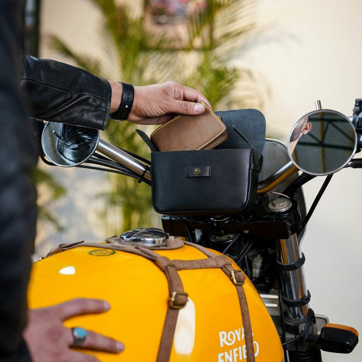 Trip Machine｜サイドキック モト ポーチ｜その他バッグ｜ブラック｜使用イメージ