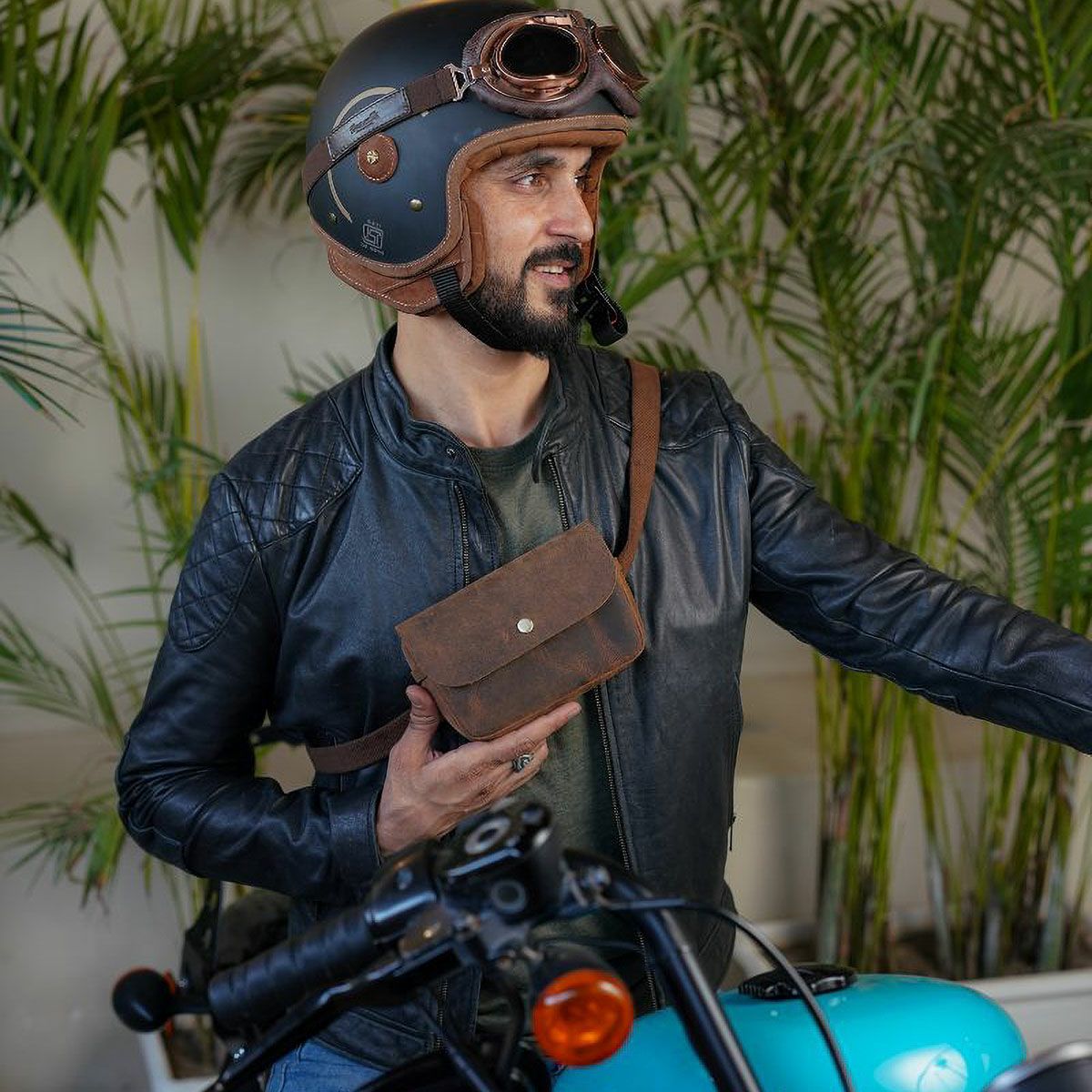 Trip Machine｜サイドキック モト ポーチ｜その他バッグ｜モカ｜使用イメージ