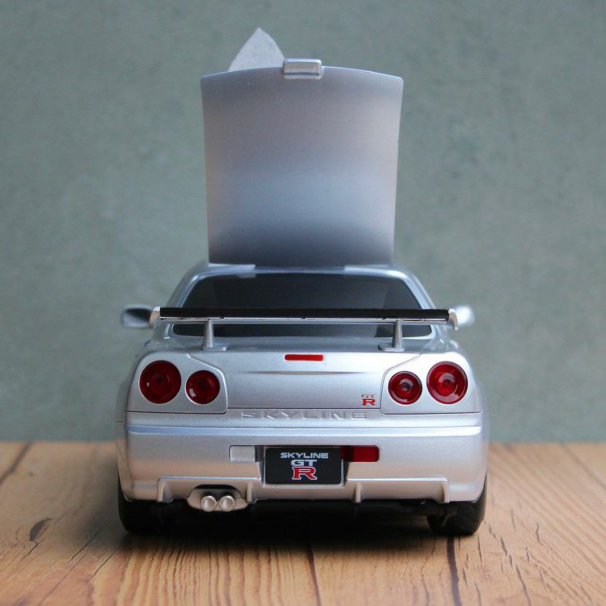 Cassette Car Products｜ウェットティッシュケース 日産スカイライン GT-R (BNR34)｜その他雑貨｜シルバー