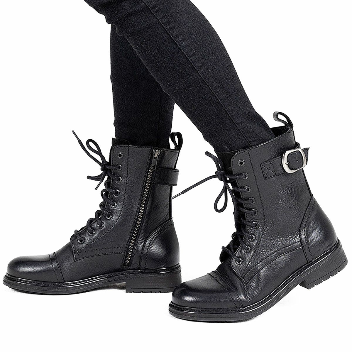 John Doe｜ジャッキー ウーマン ハイヒール ブーツ｜ブーツタイプ｜ブラック｜モデル着用