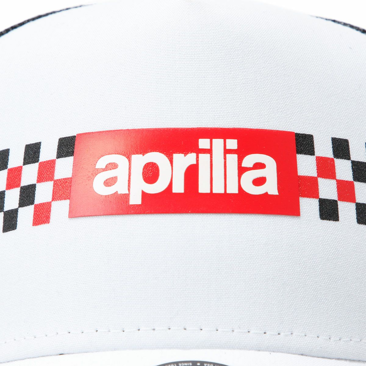 Aprilia｜アプリリア NewEra チェッカー プリント A-Frame トラッカー キャップ｜帽子｜ホワイト×ブラック