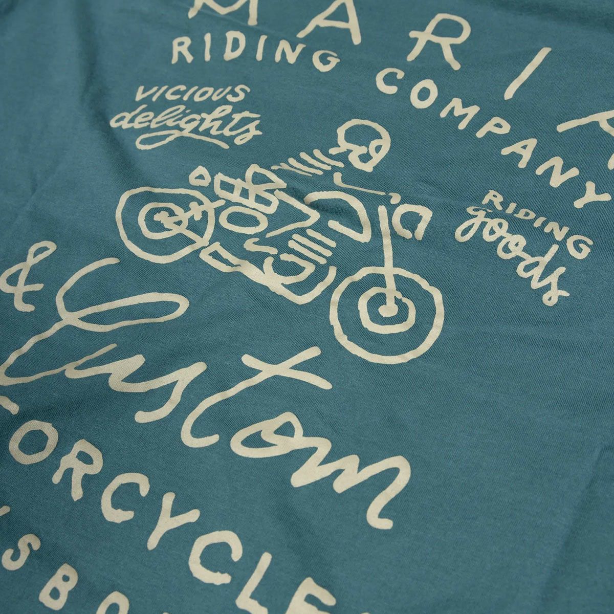 Maria Riding Company｜ヴィシャス Tシャツ｜ぺトロールグリーン