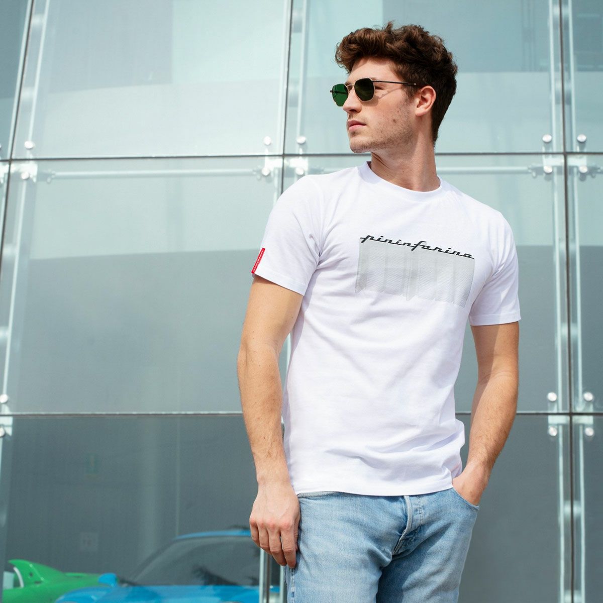 PININFARINA｜ピニンファリーナ UP Tシャツ｜ホワイト｜モデル着用