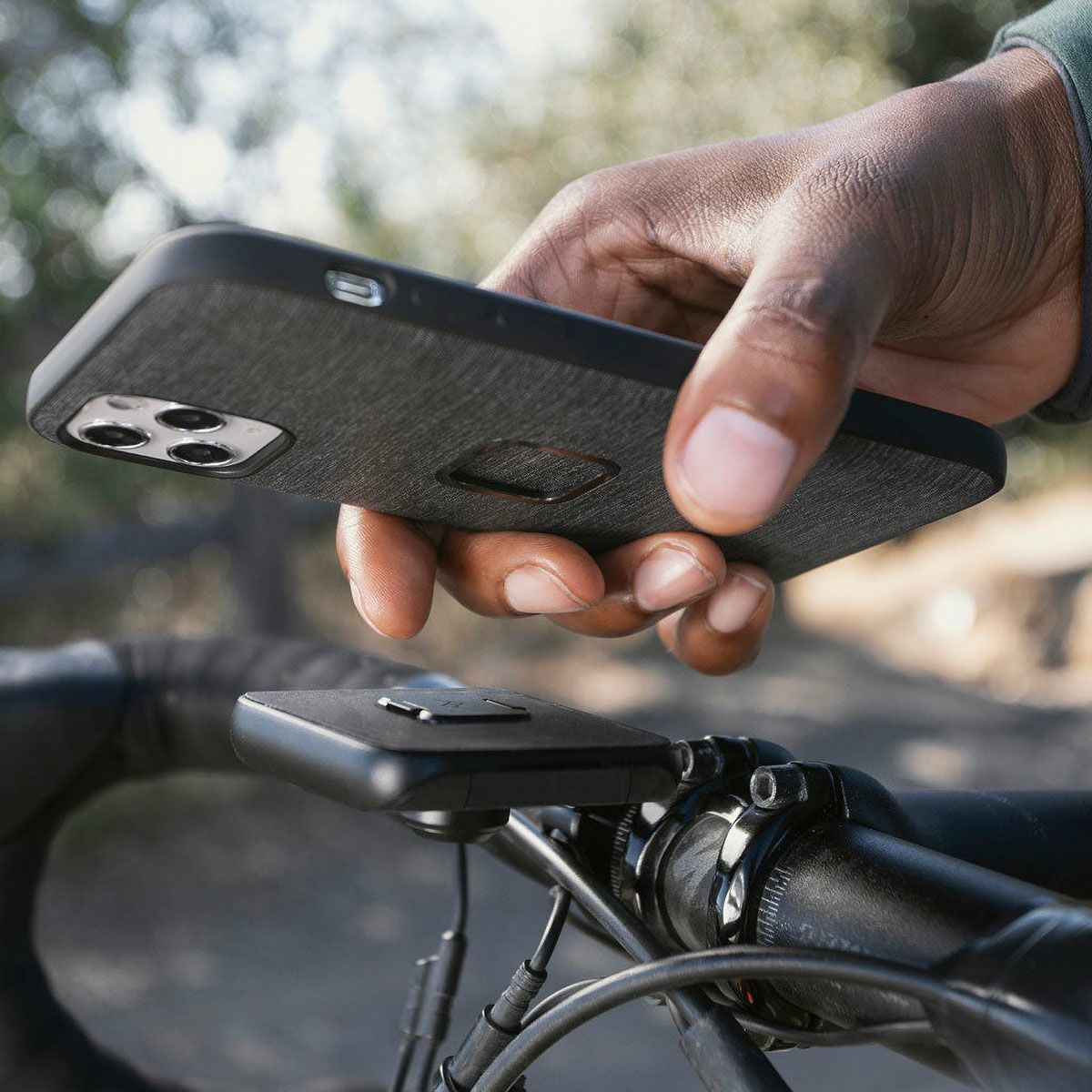 Peak Design｜アウトフロントバイクマウント V2｜その他雑貨｜ブラック｜使用イメージ
