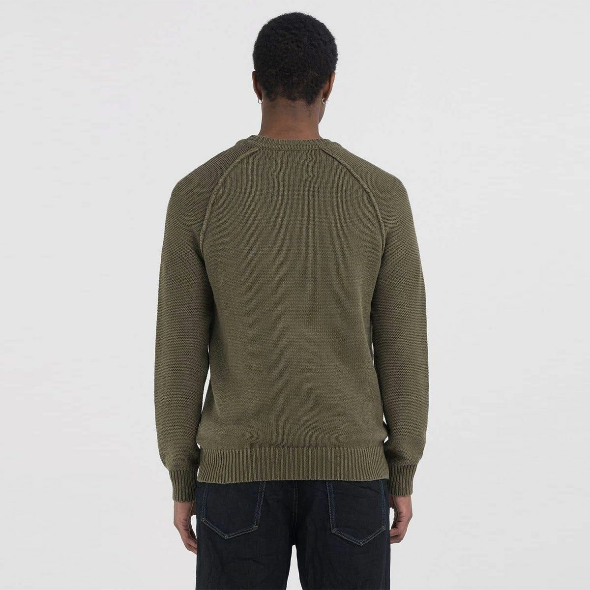 Replay｜クルーネック タイガー セーター｜ニット｜マスクグリーン｜モデル着用