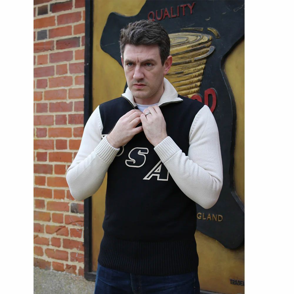 Goldtop｜ゴールドトップ X BSA 1920s スタイル クラシック モーターサイクル レーシング セーター｜ニット｜ブラック×エクリュ｜モデル着用