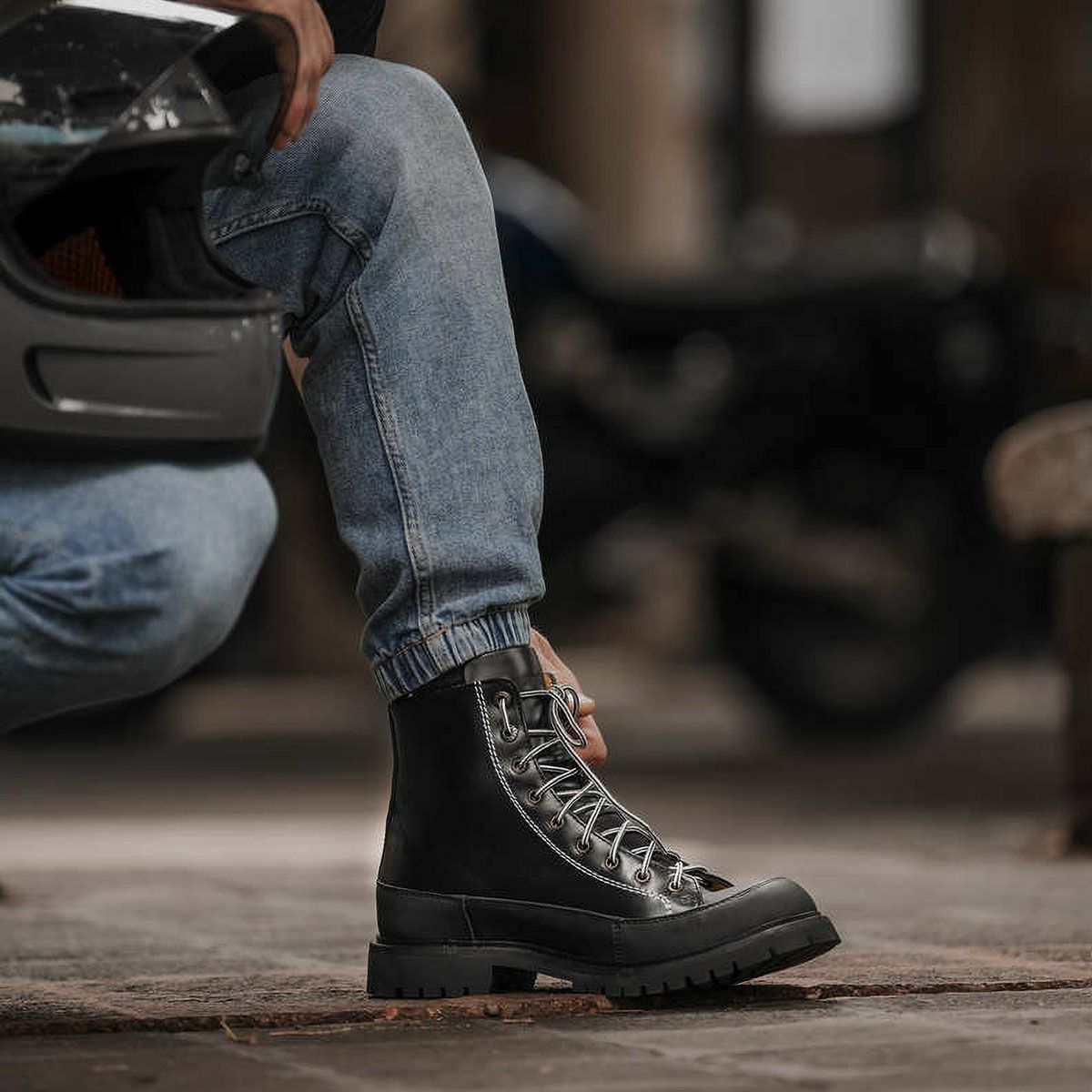 UMBERTO x LUCE｜フィンチ モーターサイクル ブーツ｜ブーツタイプ｜ブラック｜モデル着用