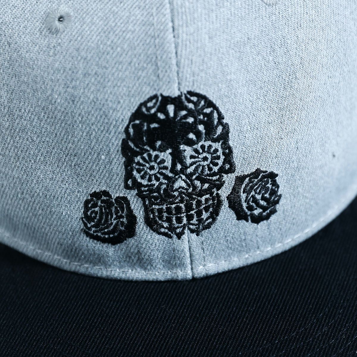 Dark｜スナップバックキャップ｜帽子｜グレー×ブラック