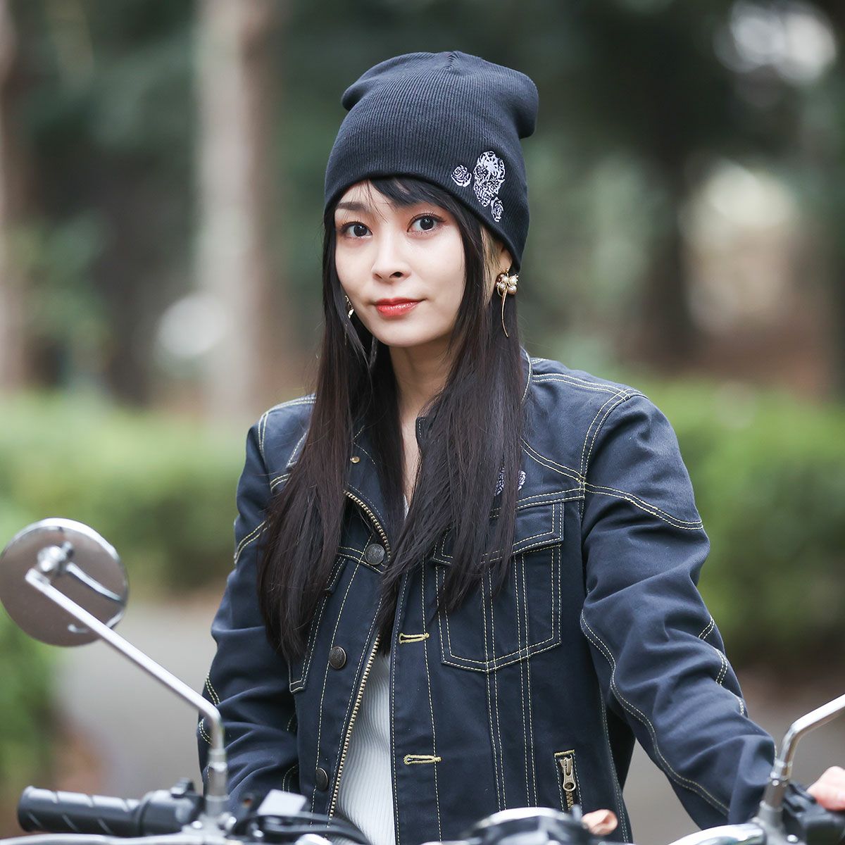 Dark｜シングルニット｜帽子｜ブラック｜モデル着用