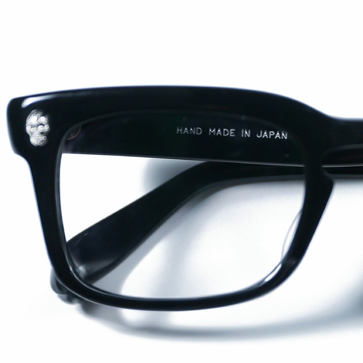 「HAND MADE IN JAPAN」の刻印