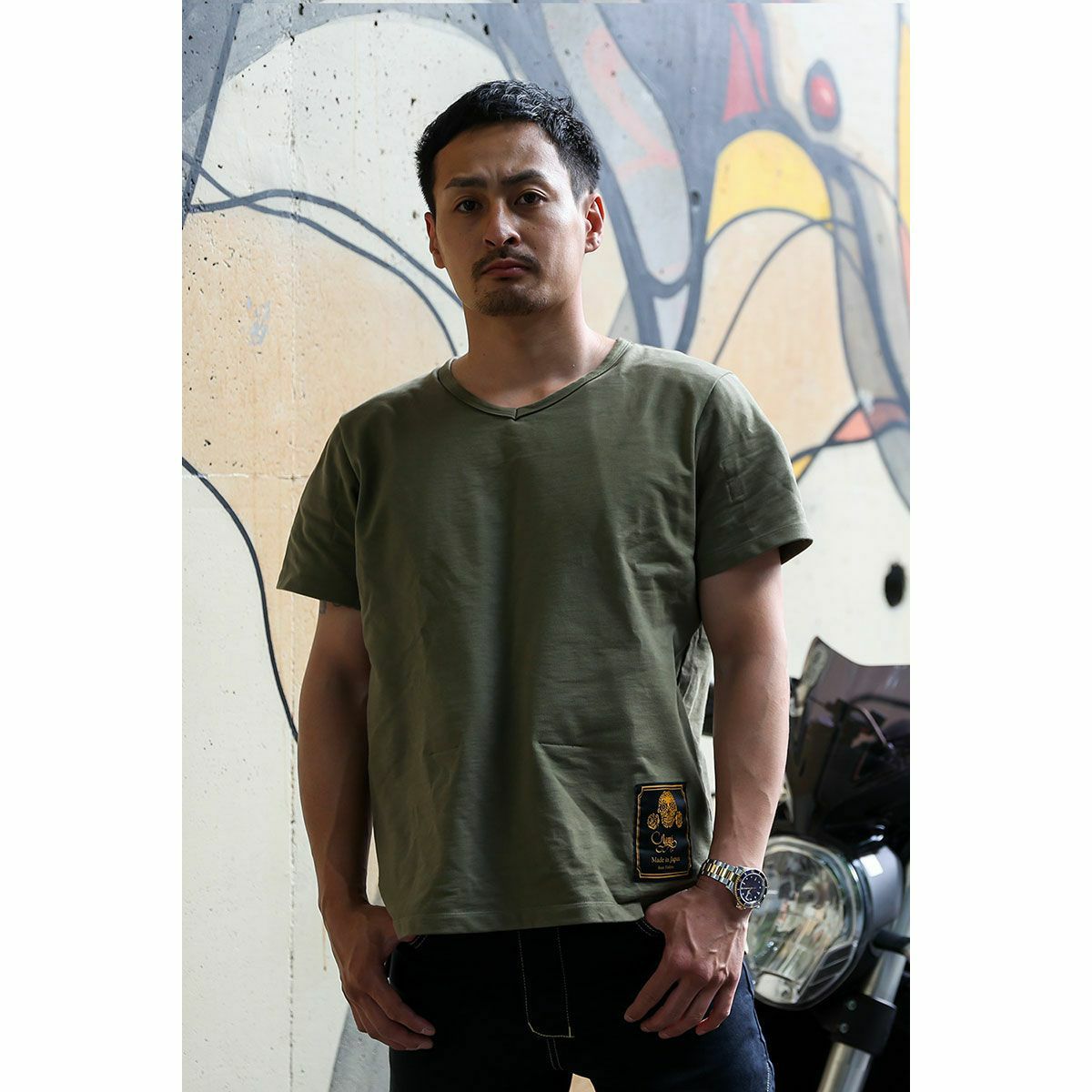 Dark｜CORDURA ライダース ヘビーオンス ベーシックTシャツ｜オリーブ｜モデル着用